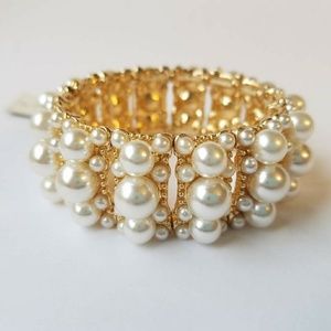 Pearl Statement Bracelet